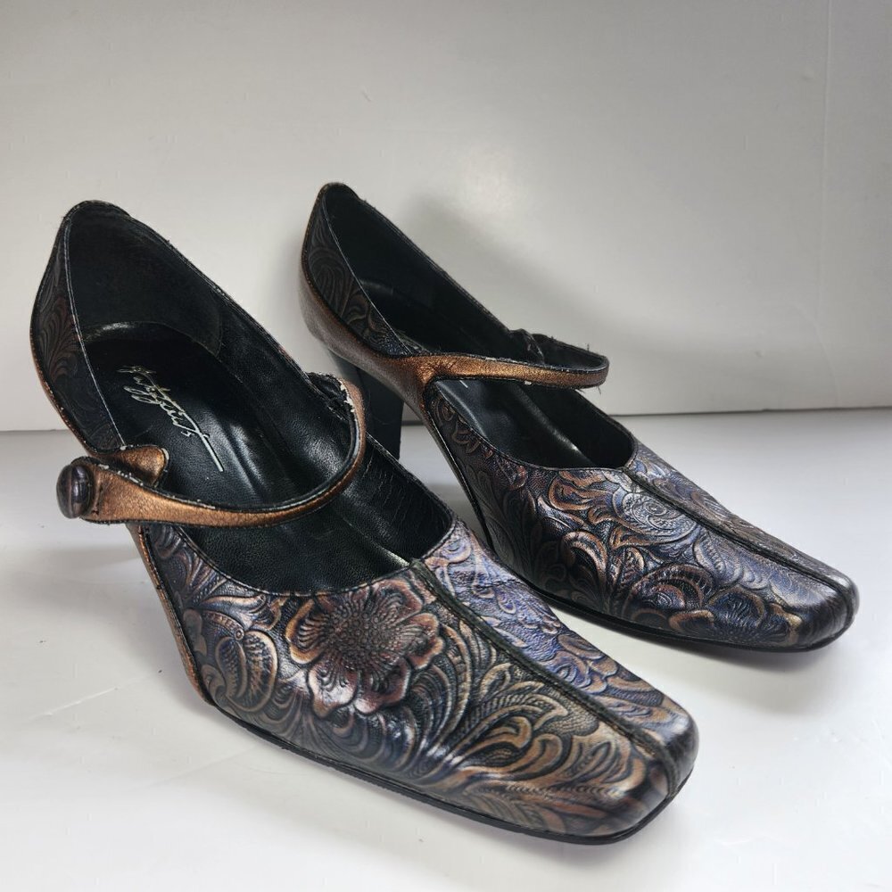 Vintage Art Effects Tooled Leather Look Block Heels Shoes Womens Size 6.5 7